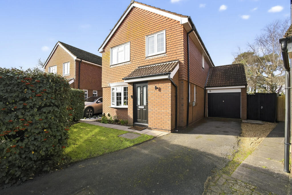 Main image of property: Woodlark Gardens, Petersfield, GU31