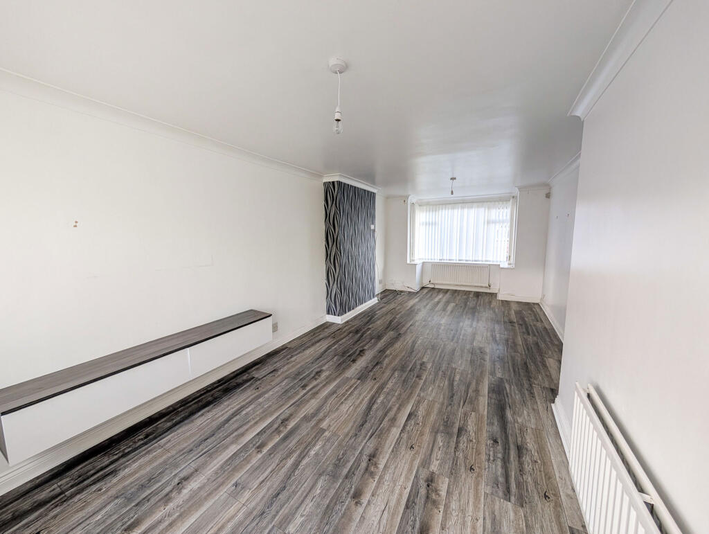 Bramble Road, Fern Park , Stockton-on-Tees, Durham, TS19 0NQ photo 4