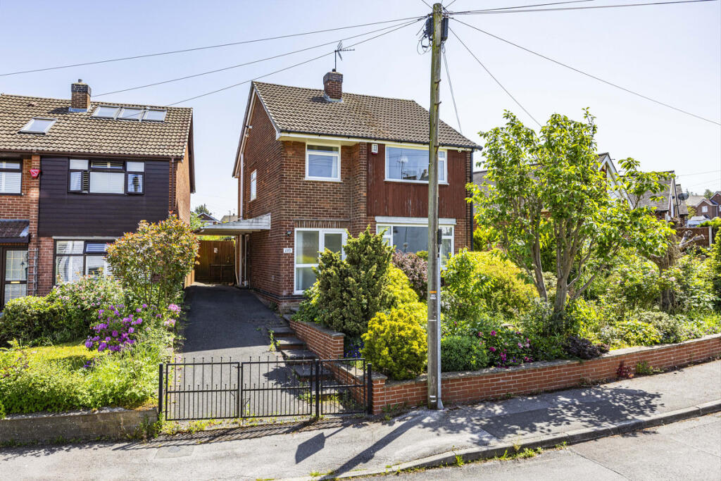 Main image of property: Hobsic Close, Brinsley, NG16