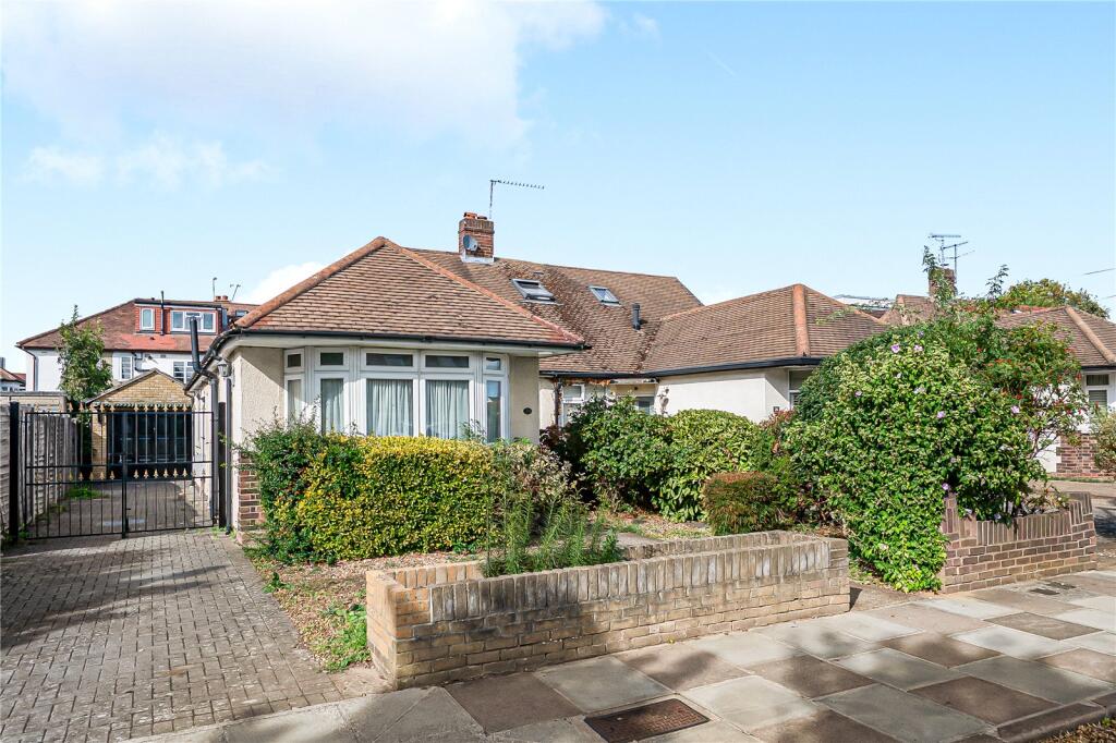 Main image of property: Lime Grove, Twickenham