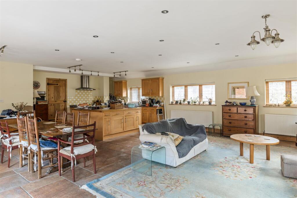 Malthouse Lane, Hurstpierpoint photo 4