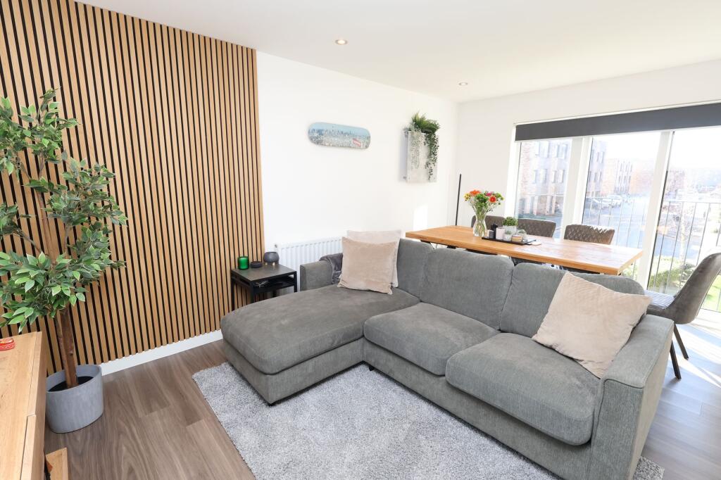 Enriqueta Rylands Close, Stretford, M32 - View 5