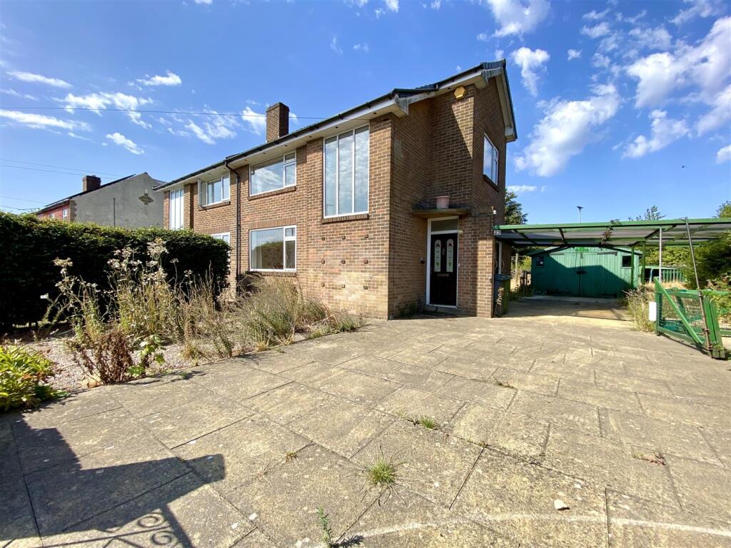 Main image of property: Mount Avenue, Huddersfield