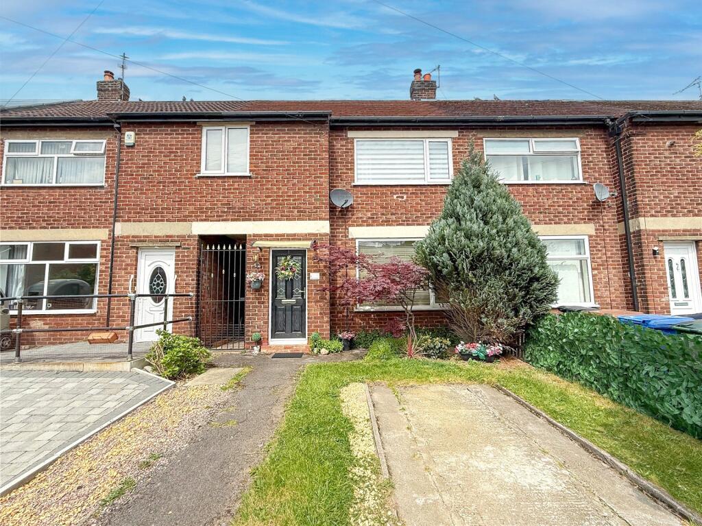 3-bed terraced on Grasmere Avenue, Heaton Chapel, Stockport, SK4, £300,000