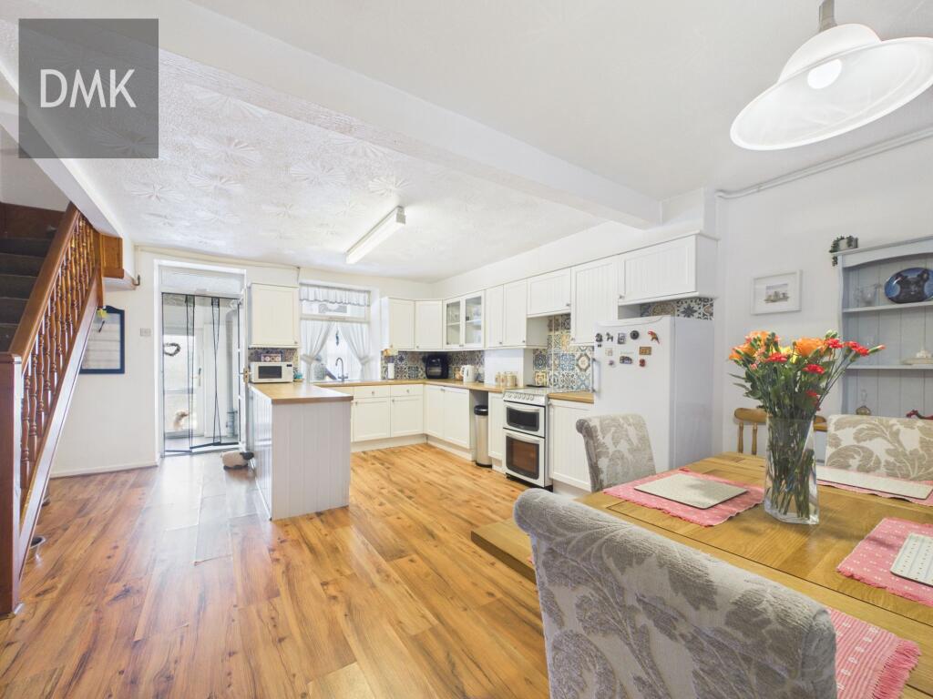 House in Cardiff, Maesteg - View 2