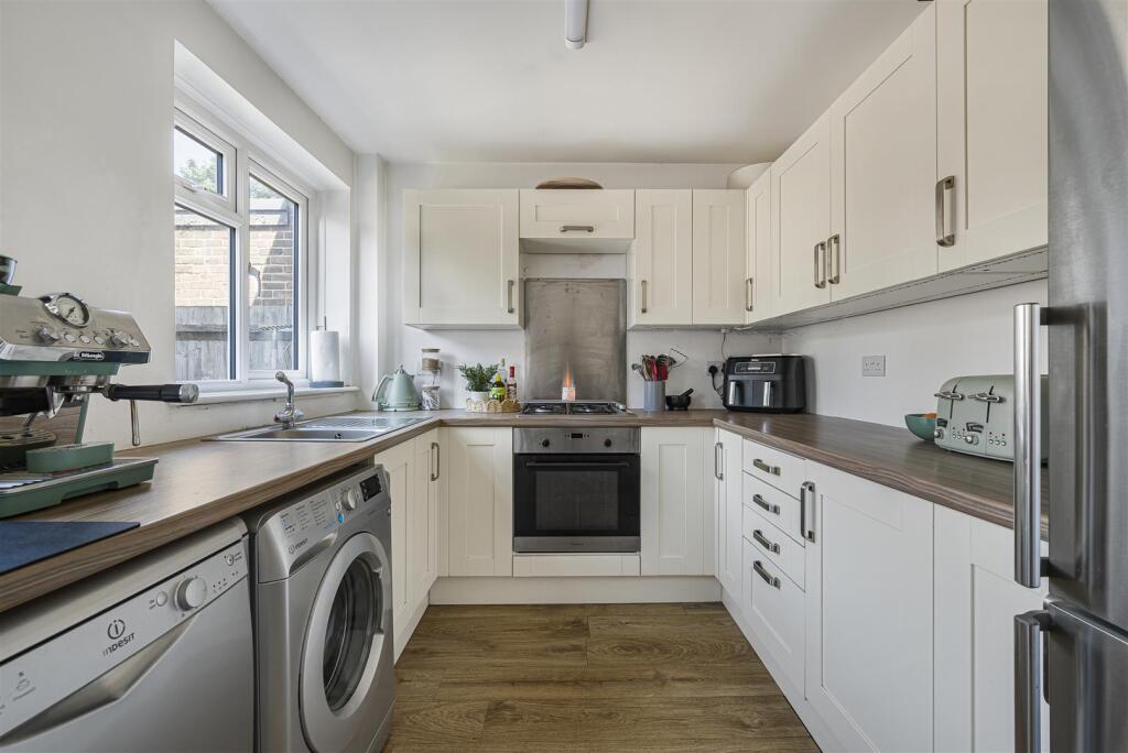 Bexley Lane, Crayford, DA1 4DD - View 6
