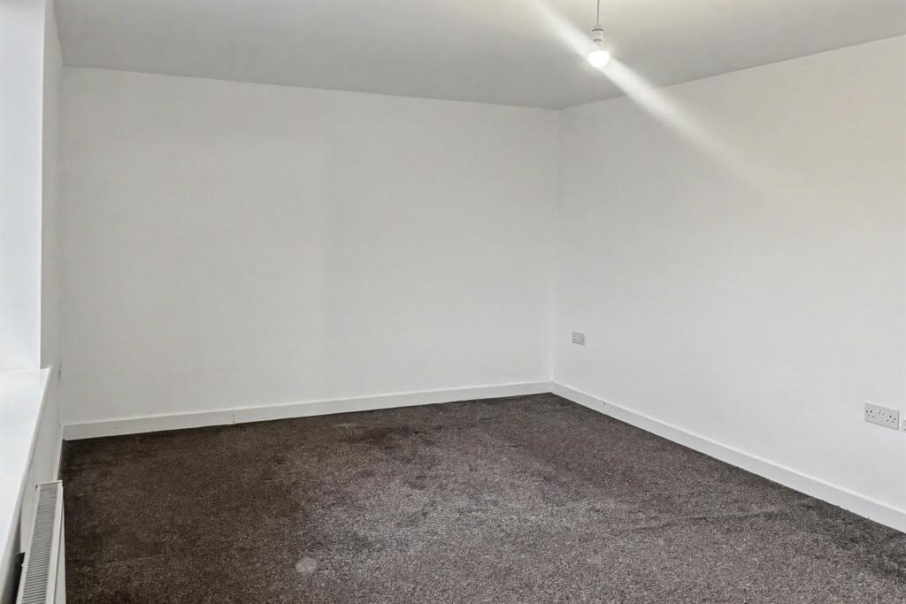 Apartment in Birmingham, Calthorpe Fields - View 3