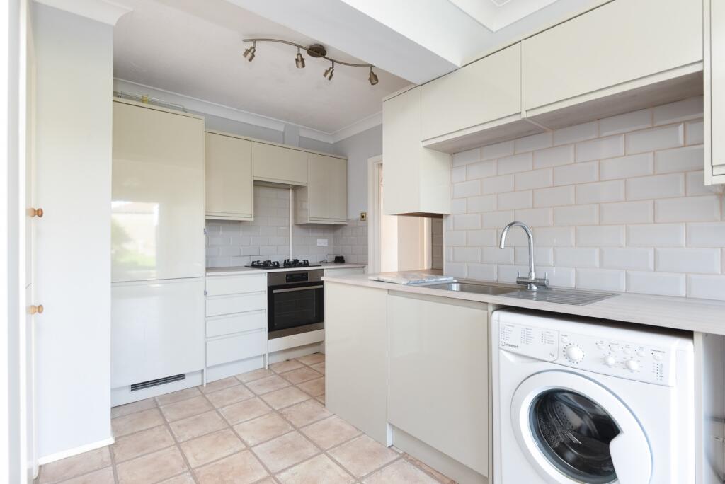 Bybrook Road, Kennington, Ashford photo 2