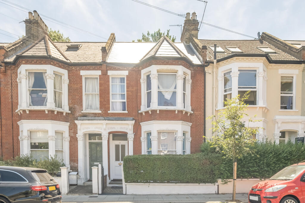 Main image of property: Ravenslea Road, London, SW12