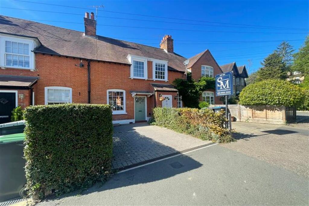 Main image of property: The Drive, Loughton, IG10