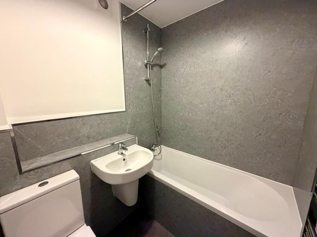 Apartment in Milton Keynes - More