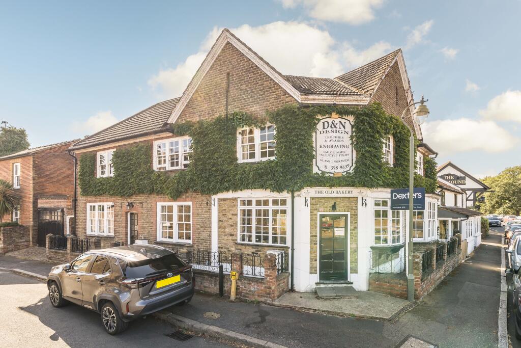 House in Kingston upon Thames