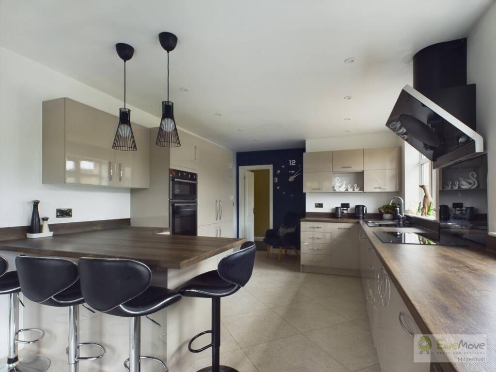House in Bury St Edmunds, Mildenhall Industrial Park, Mildenhall - View 5