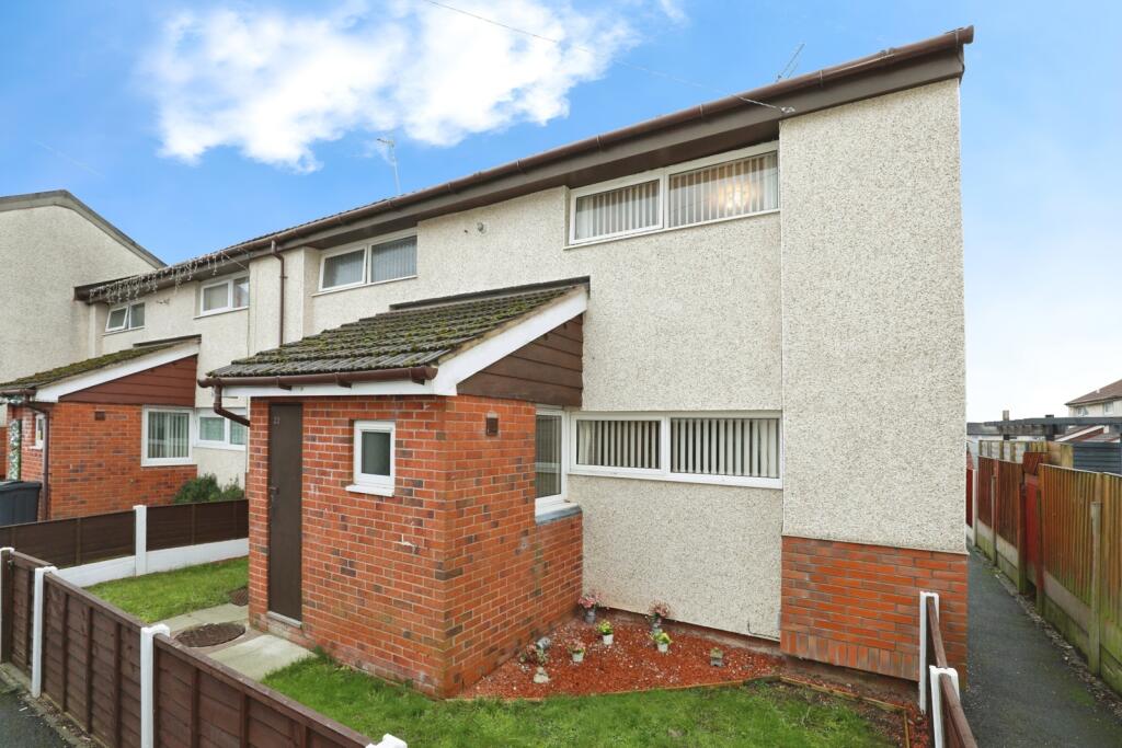 3-bed terraced on Bentley Grove, Winsford, Cheshire, CW7, £150,000