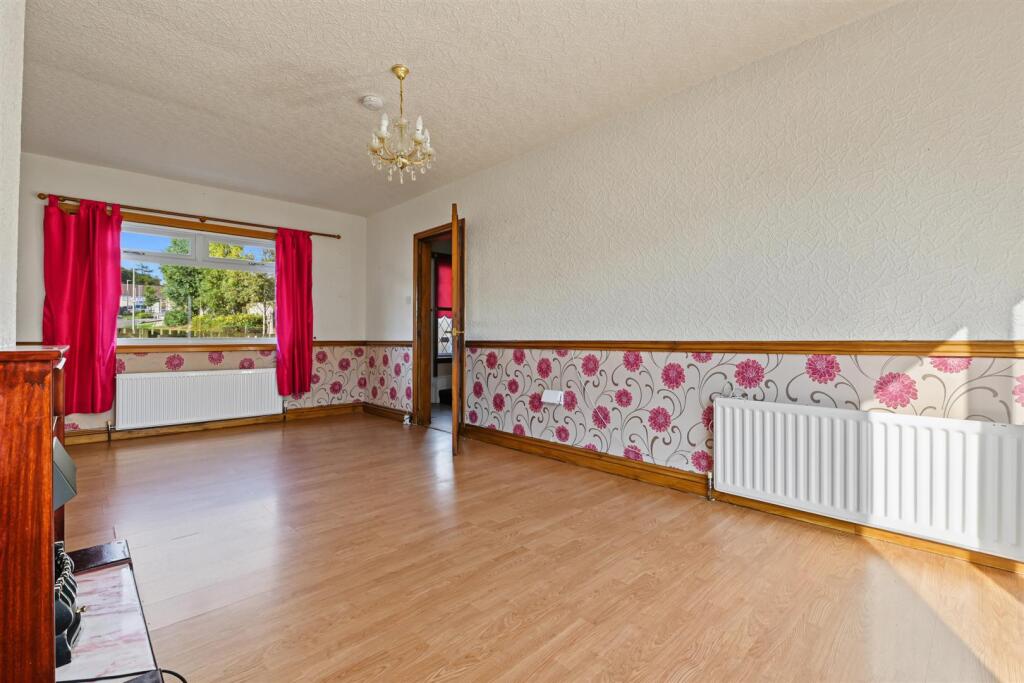 House in Kirkcaldy, Fife - View 4
