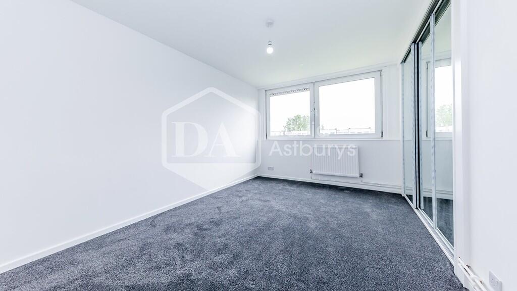 Apartment in London - View 3