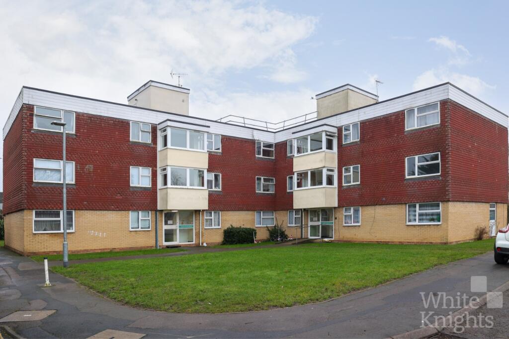 Main image of property: Langdale Gardens, Earley, Reading, Berkshire, RG6 5TU