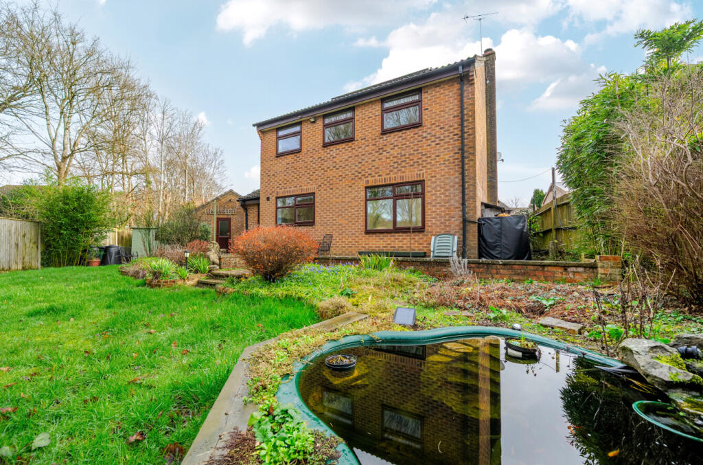 Main image of property: Browning Close, Totton, Southampton, SO40