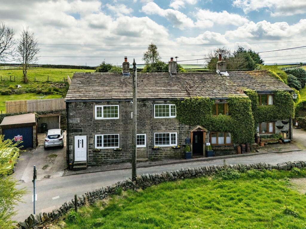 3-bed semi-detached on 9-11 Lane Head, Soyland HX6 4NG, £360,000