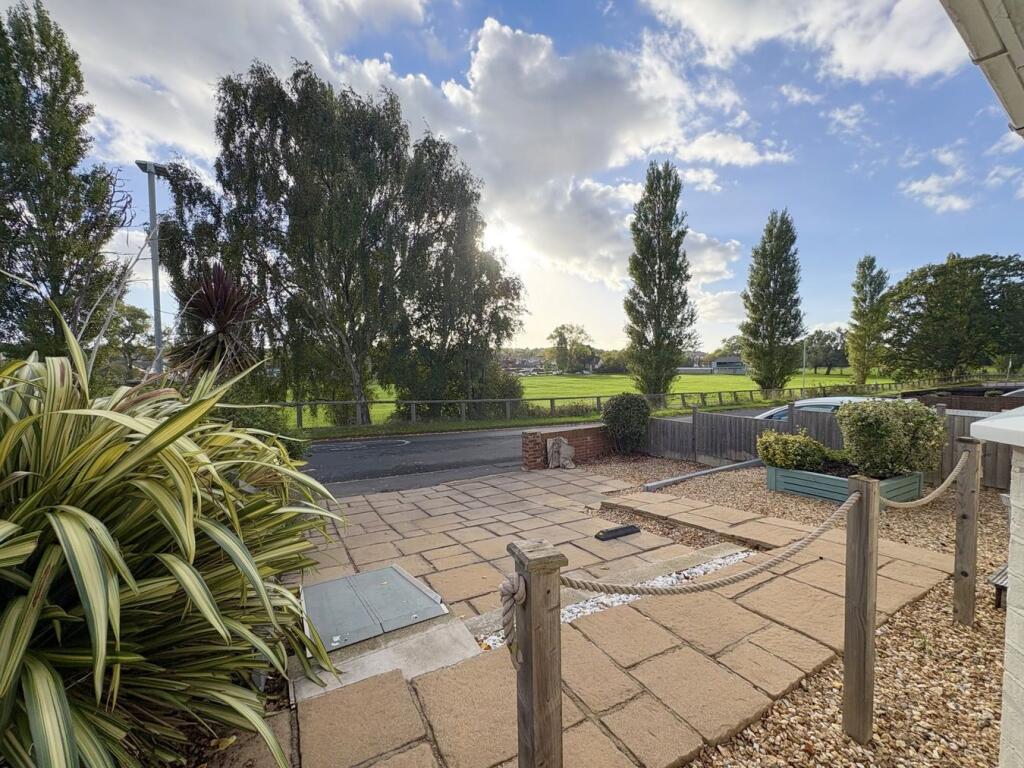 House in Poole - View 4