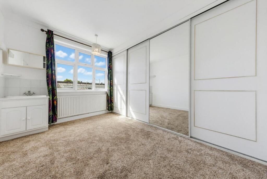 House in London, London Borough of Bromley - View 5