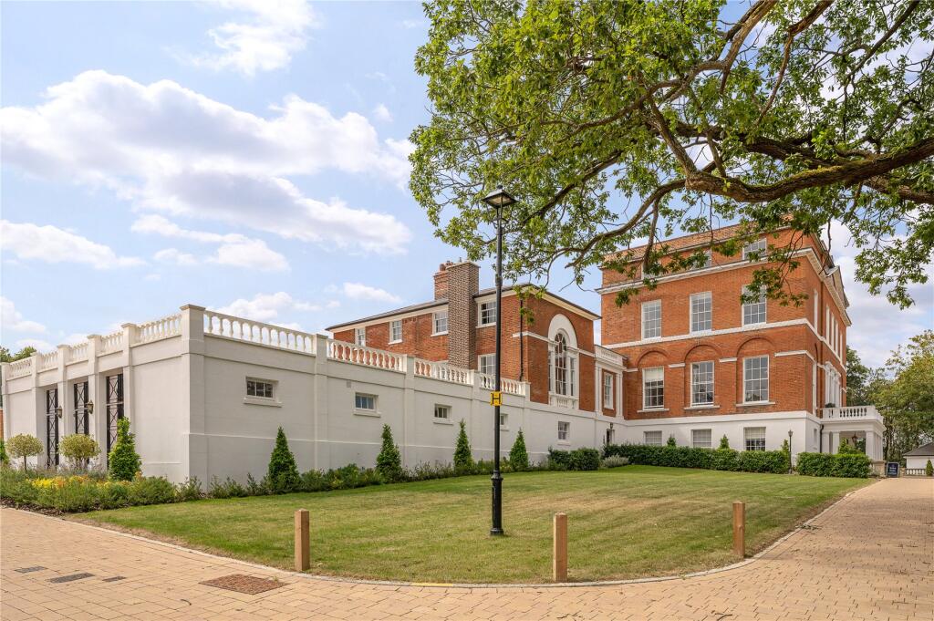 Main image of property: Dark Lane, Great Warley, Brentwood, Essex, CM14