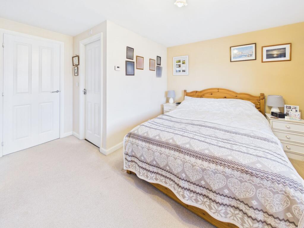 House in Cotswold, Upper Rissington - More