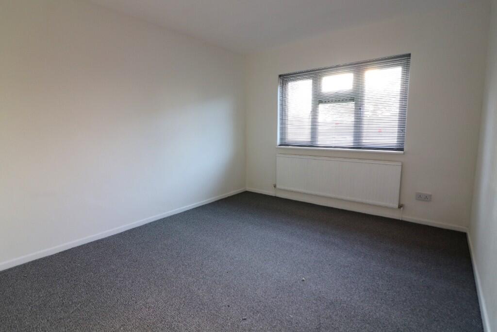 Apartment in Luton, High Town - View 5