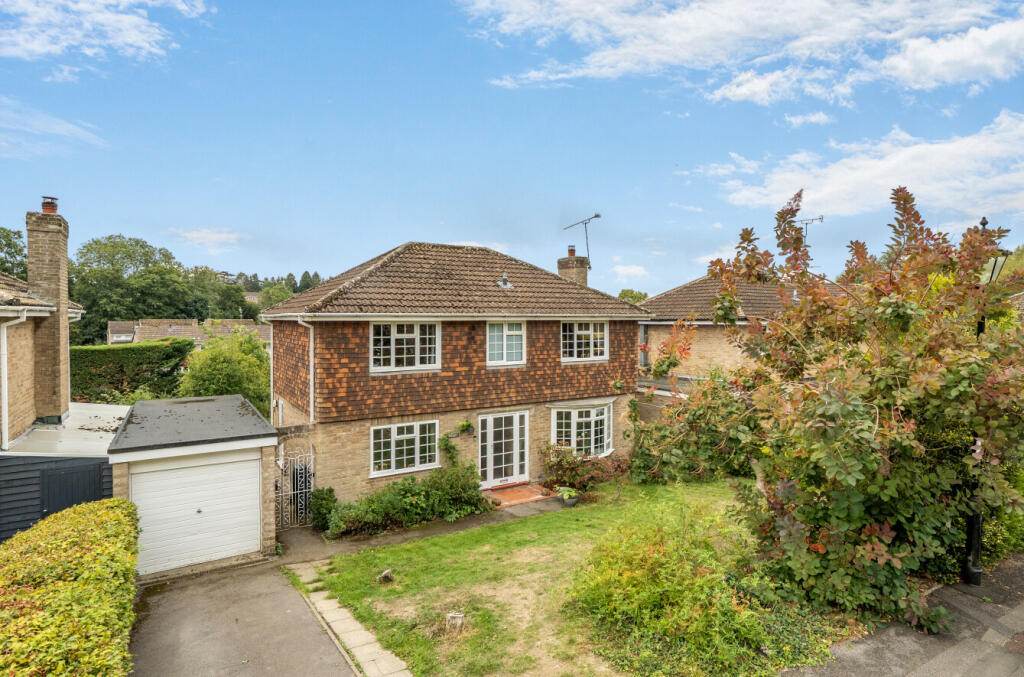 Main image of property: The Crescent, Romsey, Hampshire, SO51