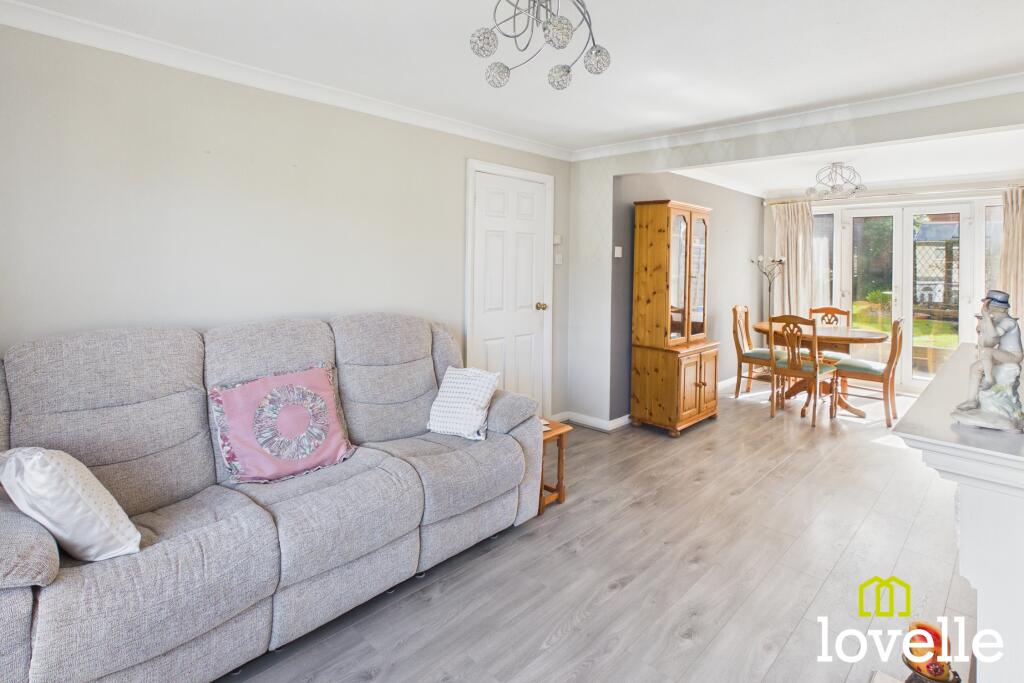 House in Kirk Ella, East Riding of Yorkshire - View 4