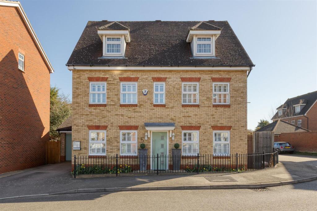 Main image of property: Glossop Way, "Church End", Arlesey SG15 6YG