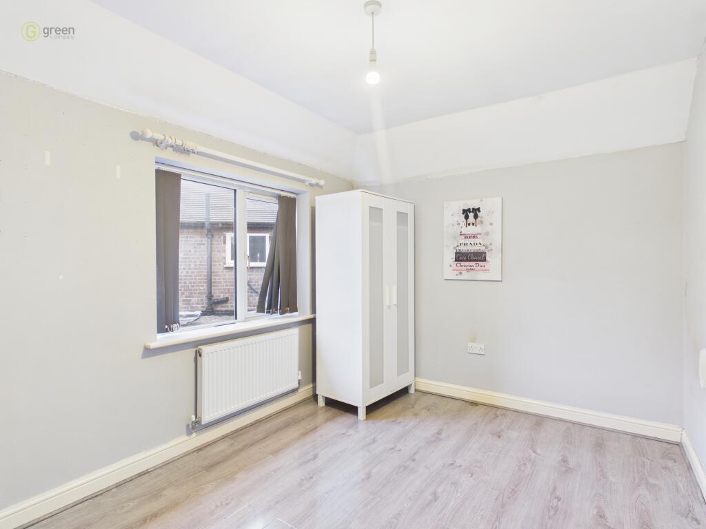 Foden Road, Great Barr, B42 - More