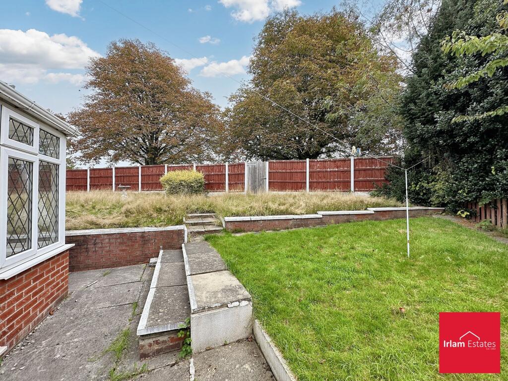 2 bedroom detached bungalow for sale in Fairhills Road, Irlam, M44 - View 5
