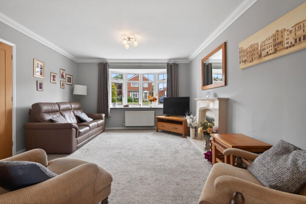 Tavistock Close, Woburn Sands, MK17 - View 6