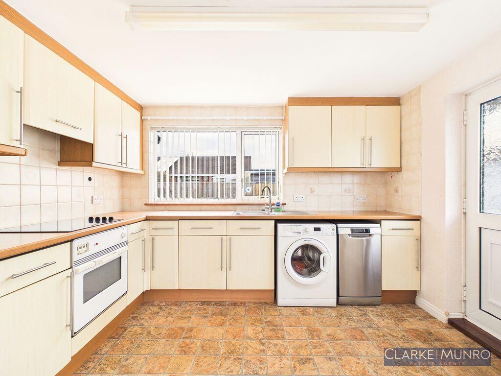 7 TANTON GROVE photo 2