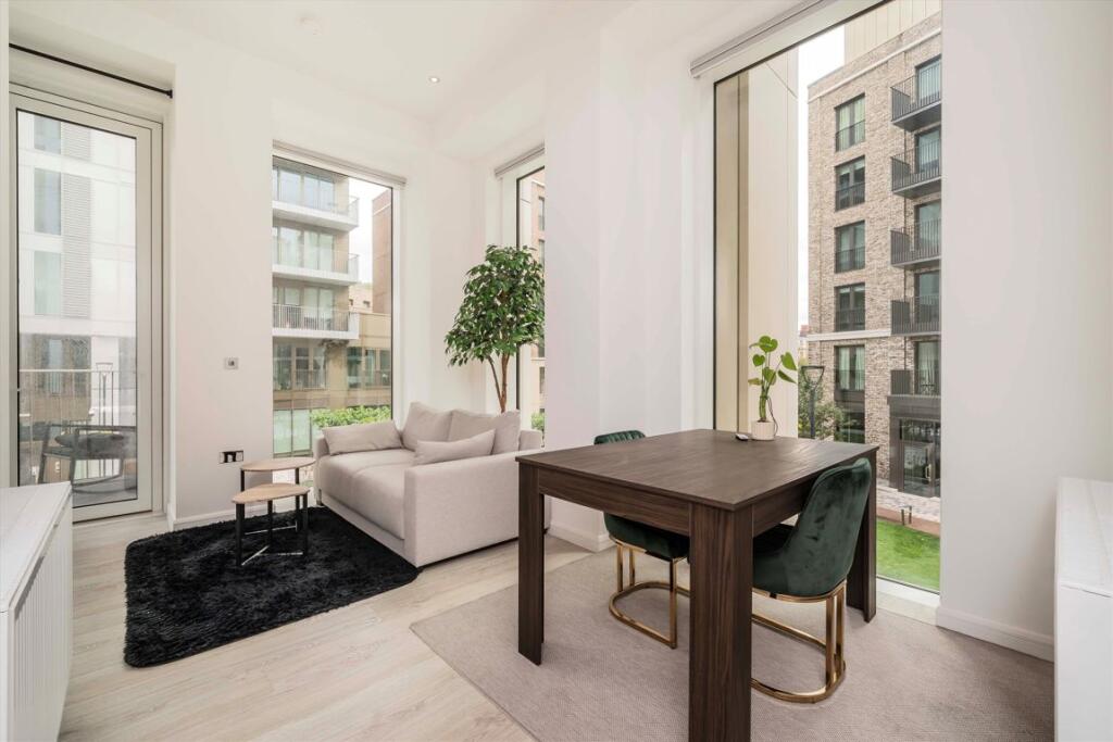 Main image of property: Cendal Crescent, Whitechapel