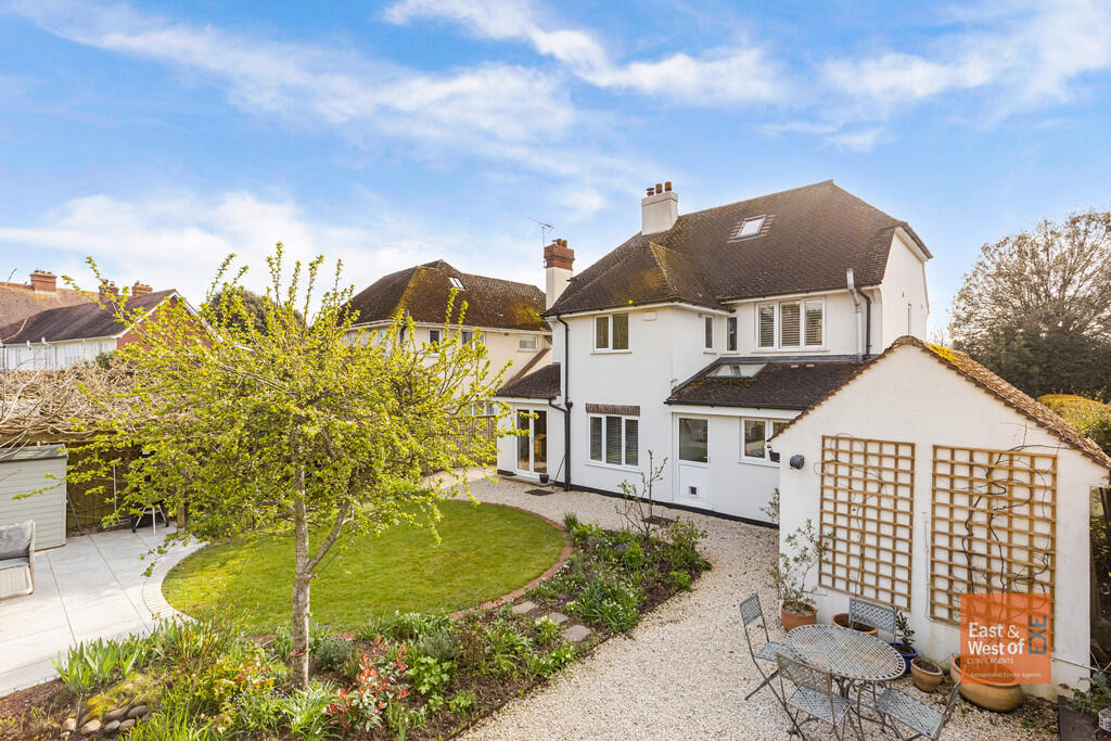 Main image of property: Topsham 