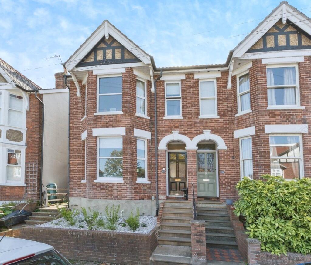 Main image of property: Hopwood Gardens, Tunbridge Wells, Kent, TN4