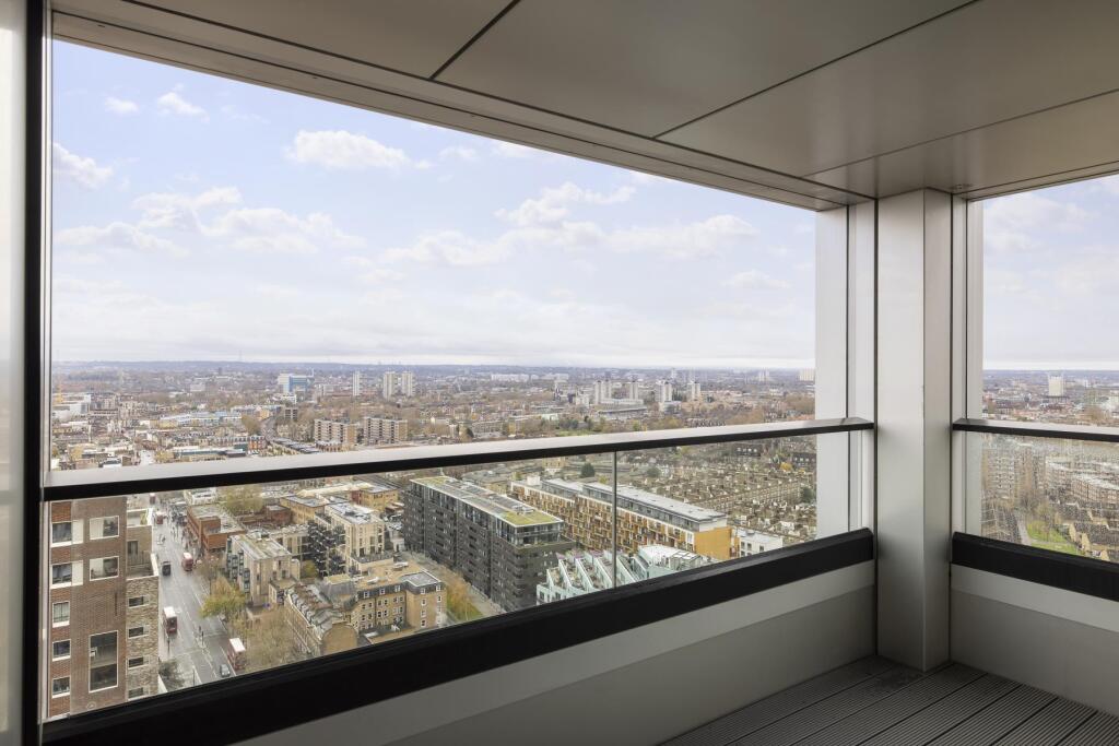 Apartment in London - View 2