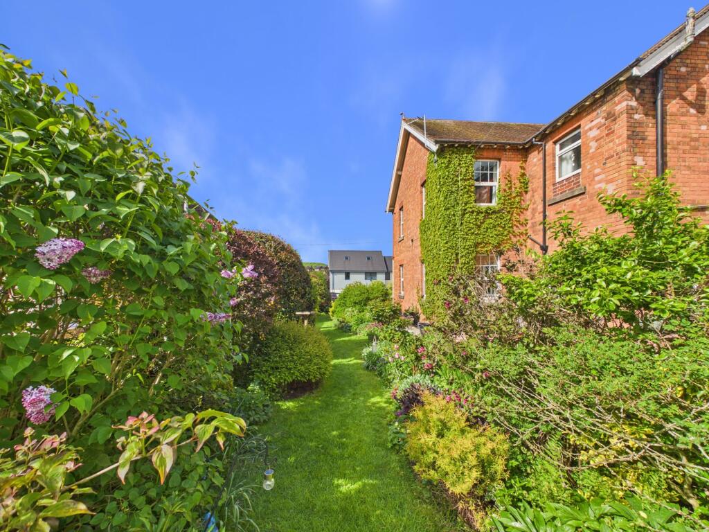 Canterbury Terrace, Wirksworth, DE4 - View 6