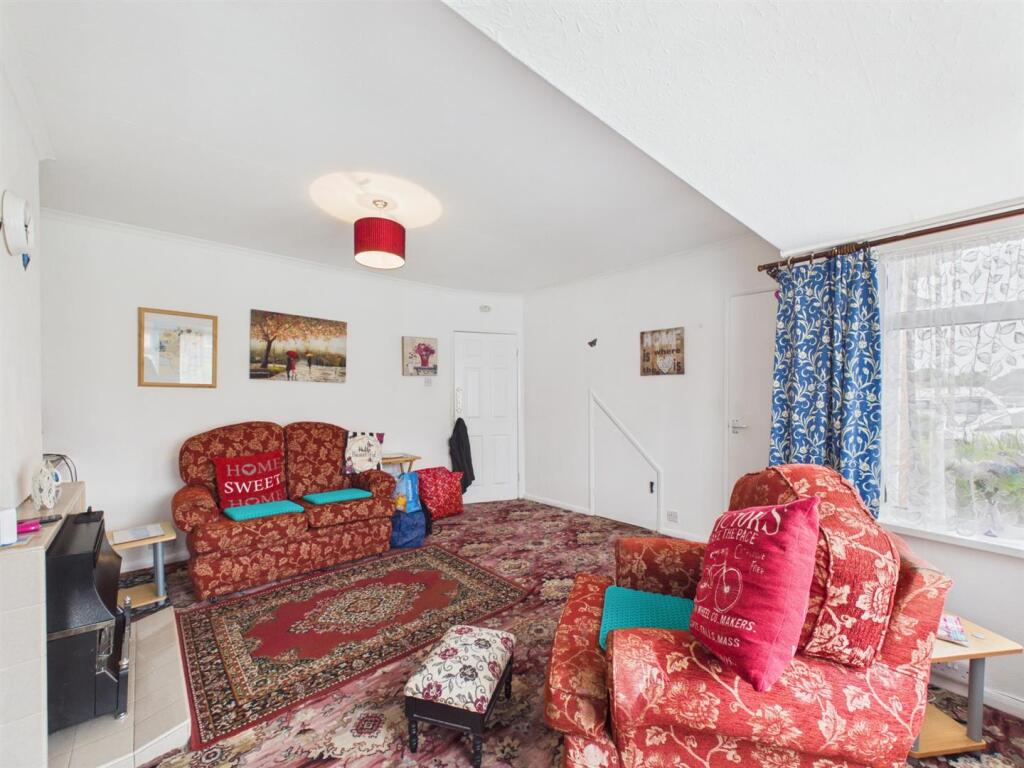 House in York - View 3