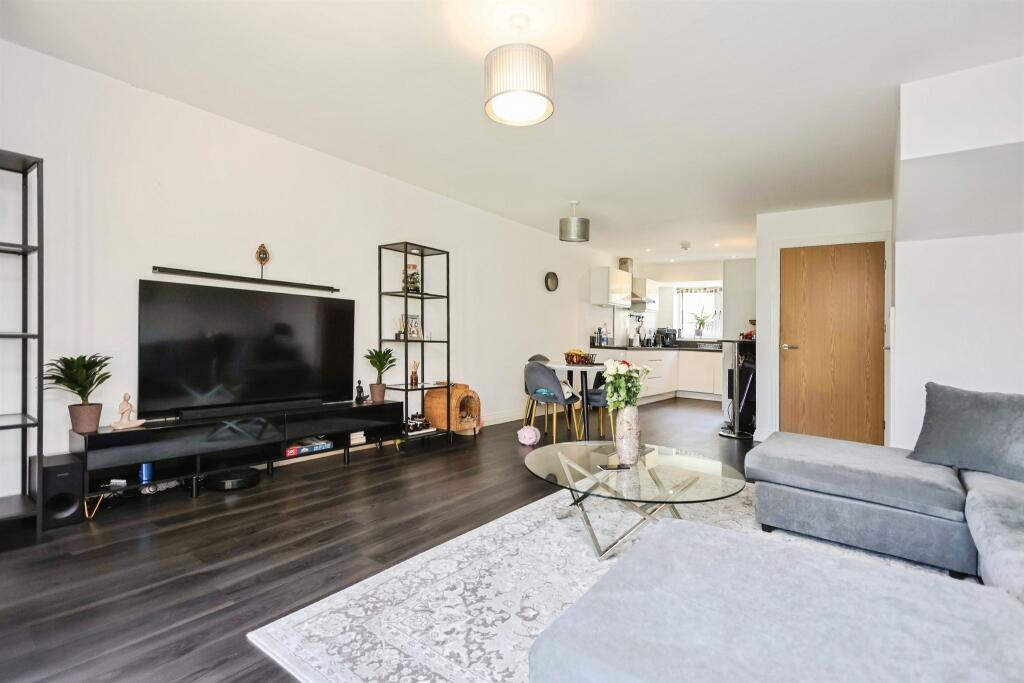 Additional image 6 of New House Farm Drive, Northfield, Birmingham