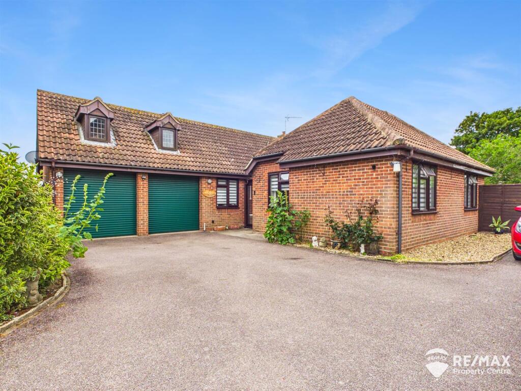 Main image of property: Aldon Close, Dovercourt, Harwich