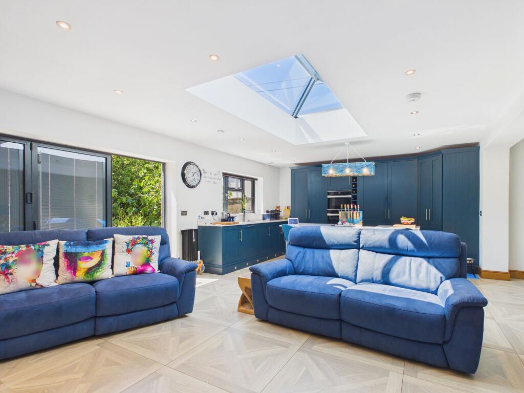 House in Llantwit Major, West Camp - View 4