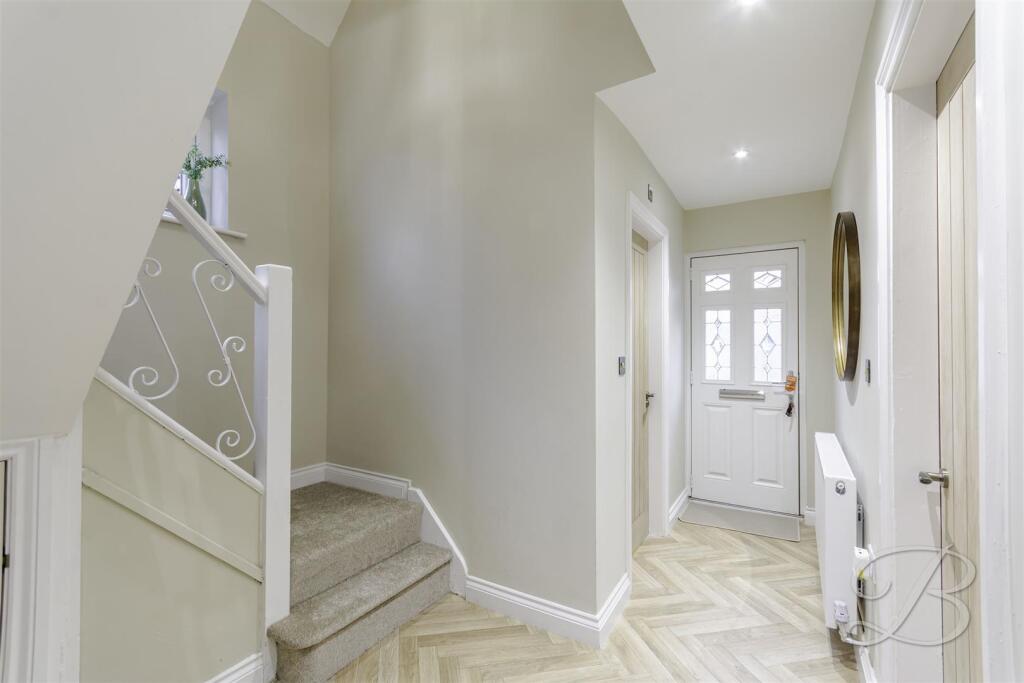 Farmcroft Road, Mansfield Woodhouse, Mansfield photo 4