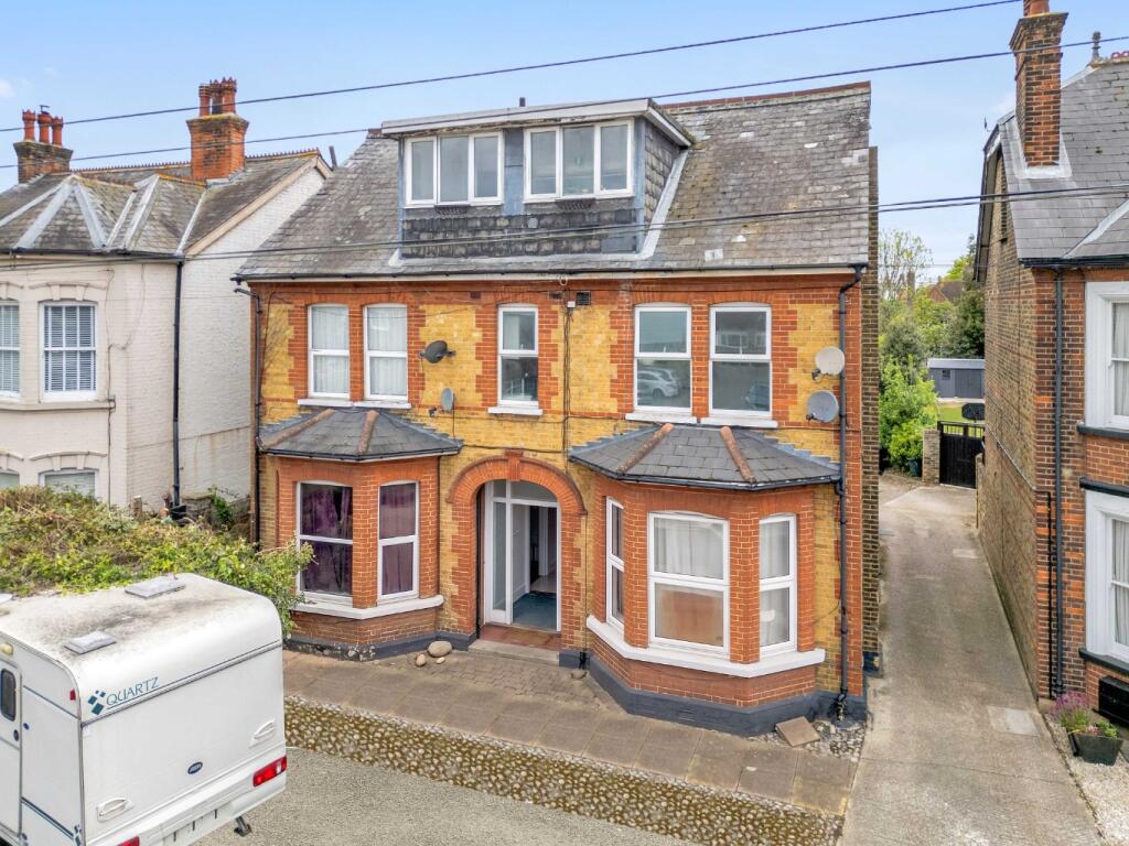 Main image of property: Darnley Road, Gravesend, Kent, DA11 0SN