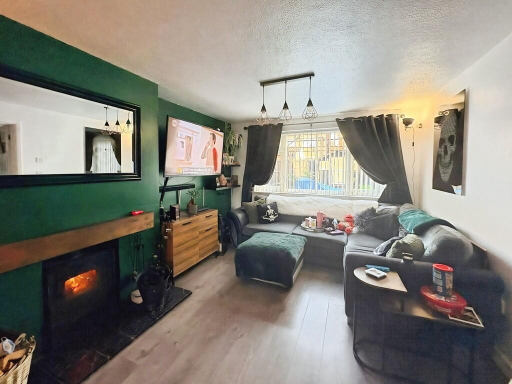 Billingham Close, Saintbridge photo 3