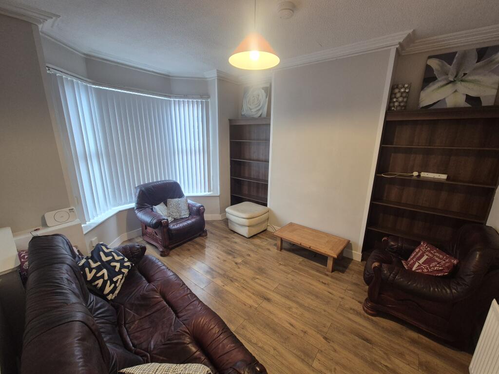 10 Wigan Road, Ormskirk, Lancashire L39 2AU photo 4
