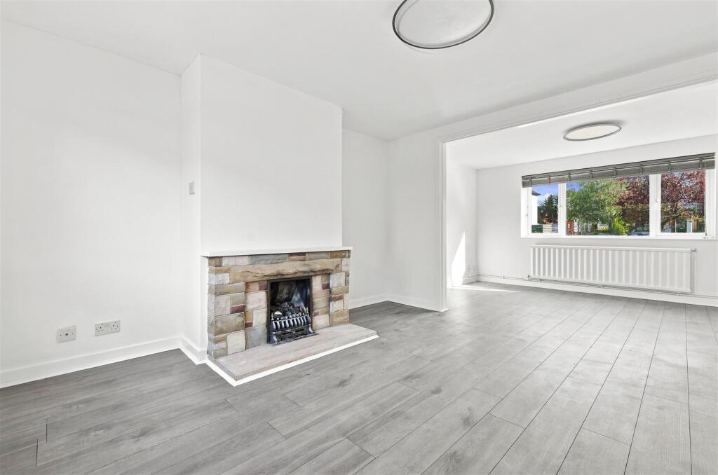 House in Uttlesford, Takeley Park, Takeley - View 4