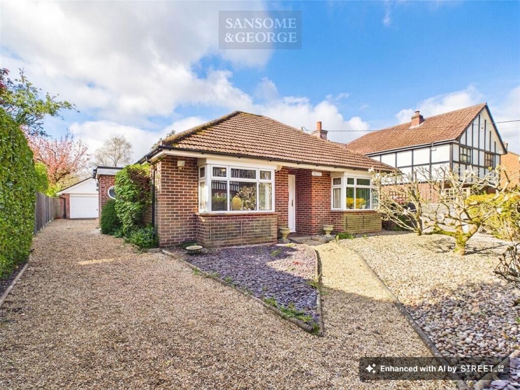 House in Stratfield Mortimer, Mortimer - View 2
